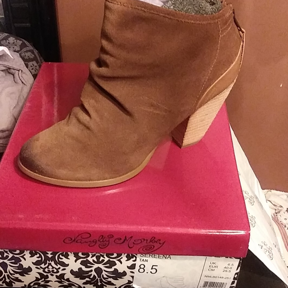 Naughty monkey boots